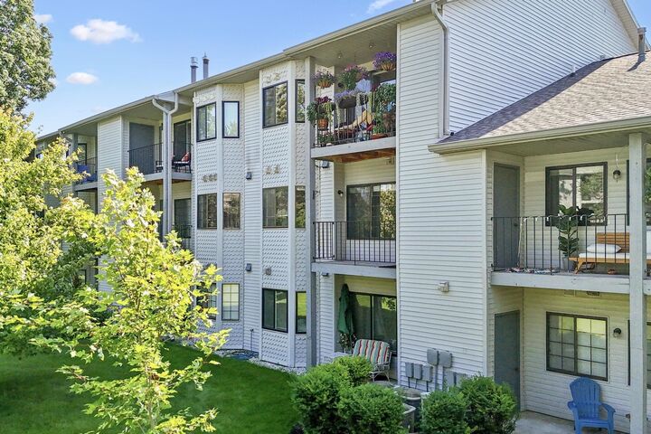 Property Photo: 621 Riverine Drive 202 MI 49684