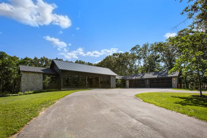 6225 Wilden Ridge Drive  Ada MI 49301 photo