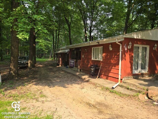 Property Photo: 5699 Connell Road MI 48022