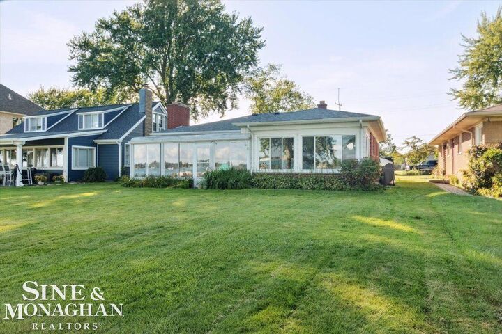 Property Photo:  1915 S Parker Street  MI 48039 