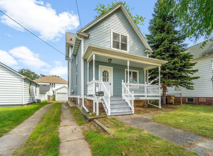 Property Photo: 6907 Sheridan Rd WI 53142