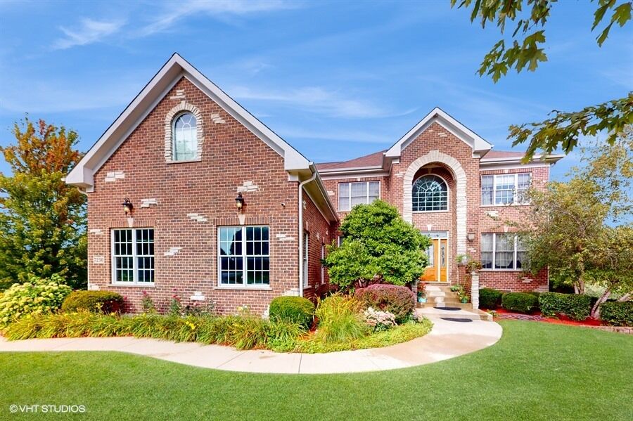 Property Photo: 7230 Bonnie Drive IL 60014