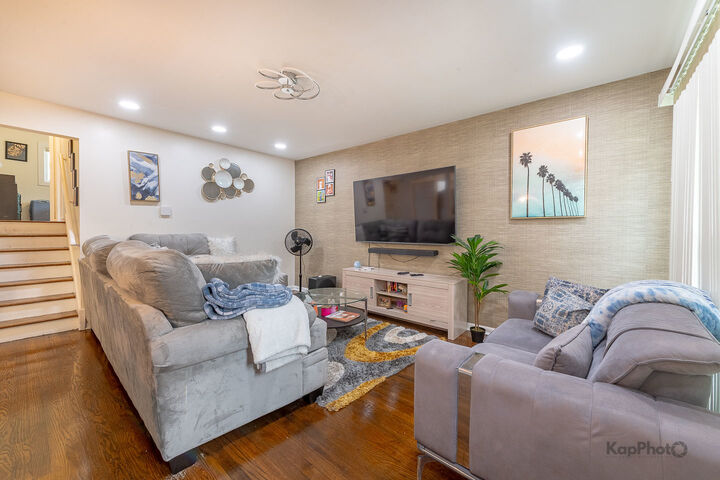 Property Photo: 9432 S Union Avenue IL 60620