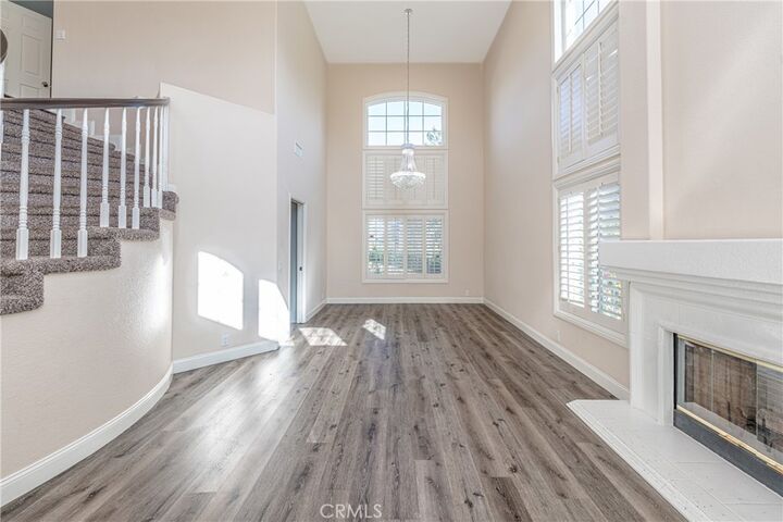 Property Photo: 429 Somerset Cir CA 92879