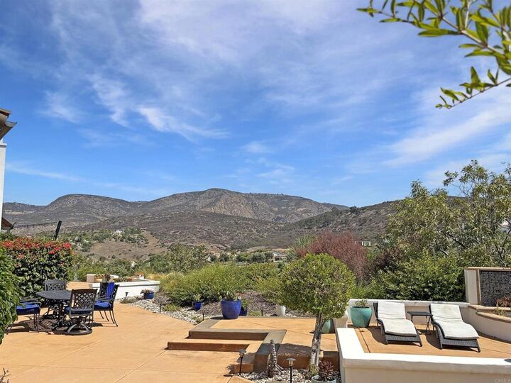 Property Photo:  8318 The Landing Way  CA 92127 