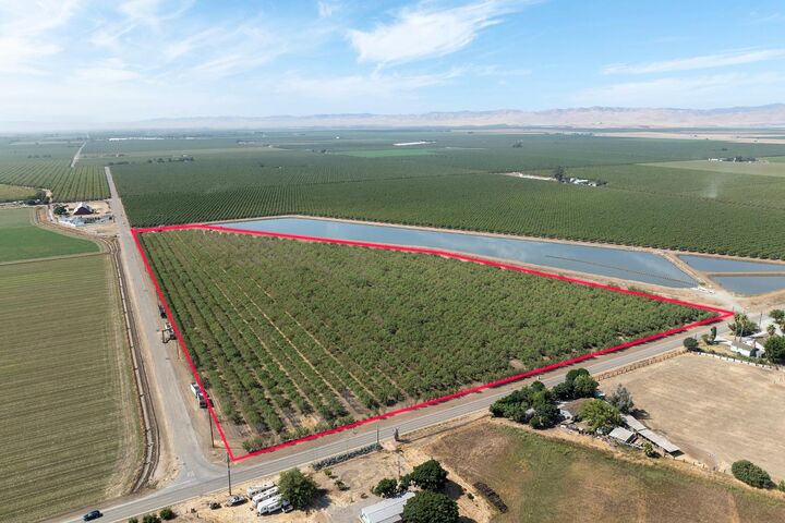 Property Photo: 24 Armstrong Road CA 95313