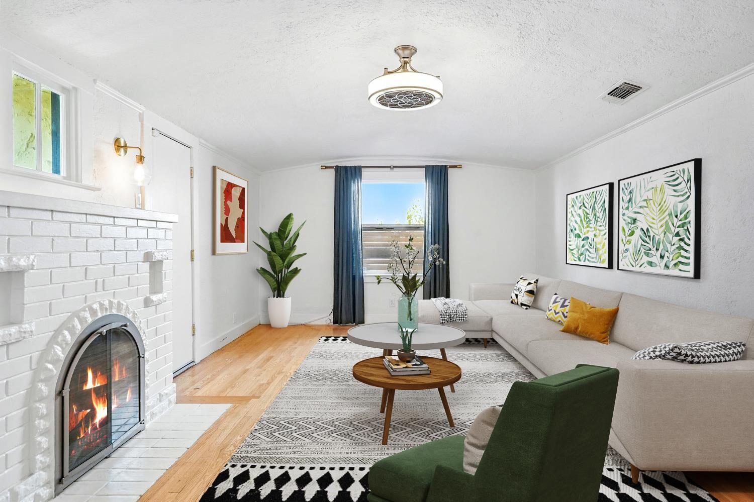 Property Photo:  2673 Freeport Boulevard  CA 95818 