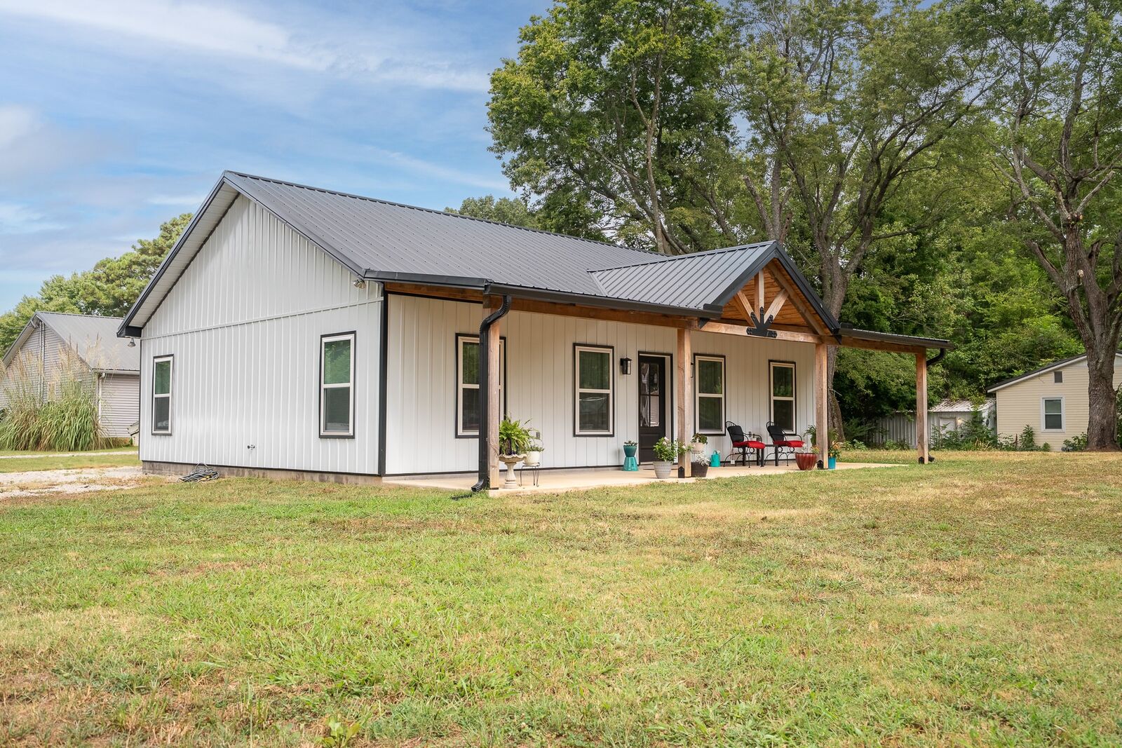 Property Photo: 201 N Church Ave TN 38456