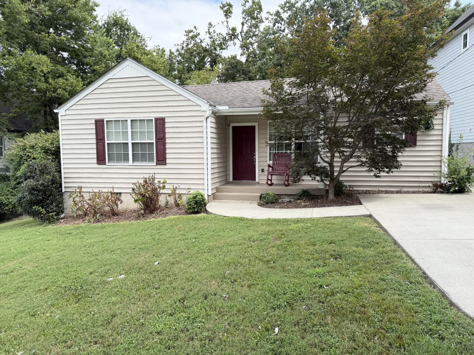 Property Photo:  2080 Whitney Ave  TN 37210 