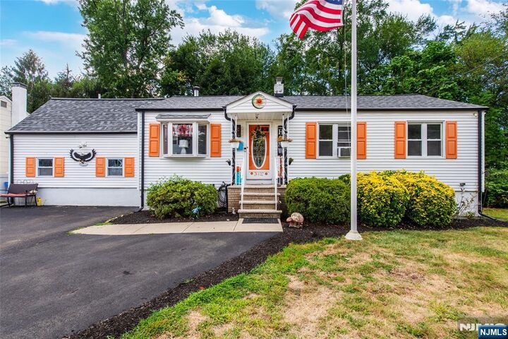412 4th Avenue  Hawthorne NJ 07506 photo