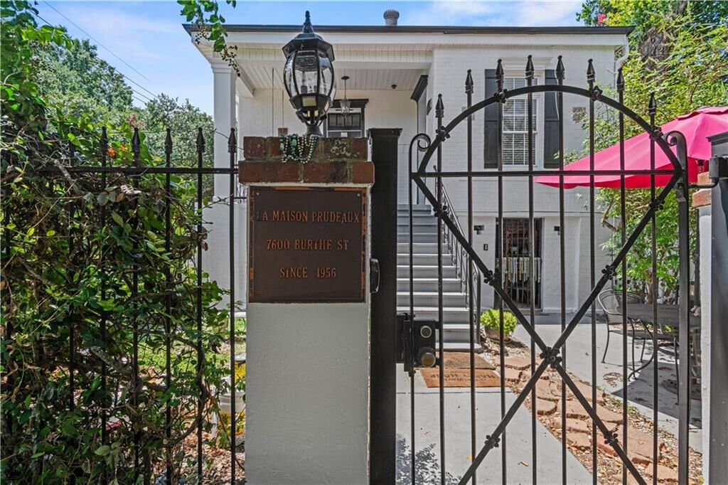 Property Photo: 7600 Burthe Street Upper LA 70118