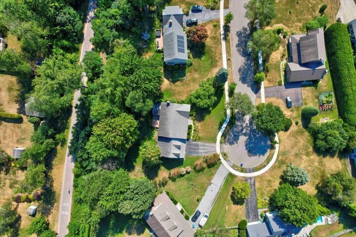 Property Photo: 118 Stirling Place VT 05408