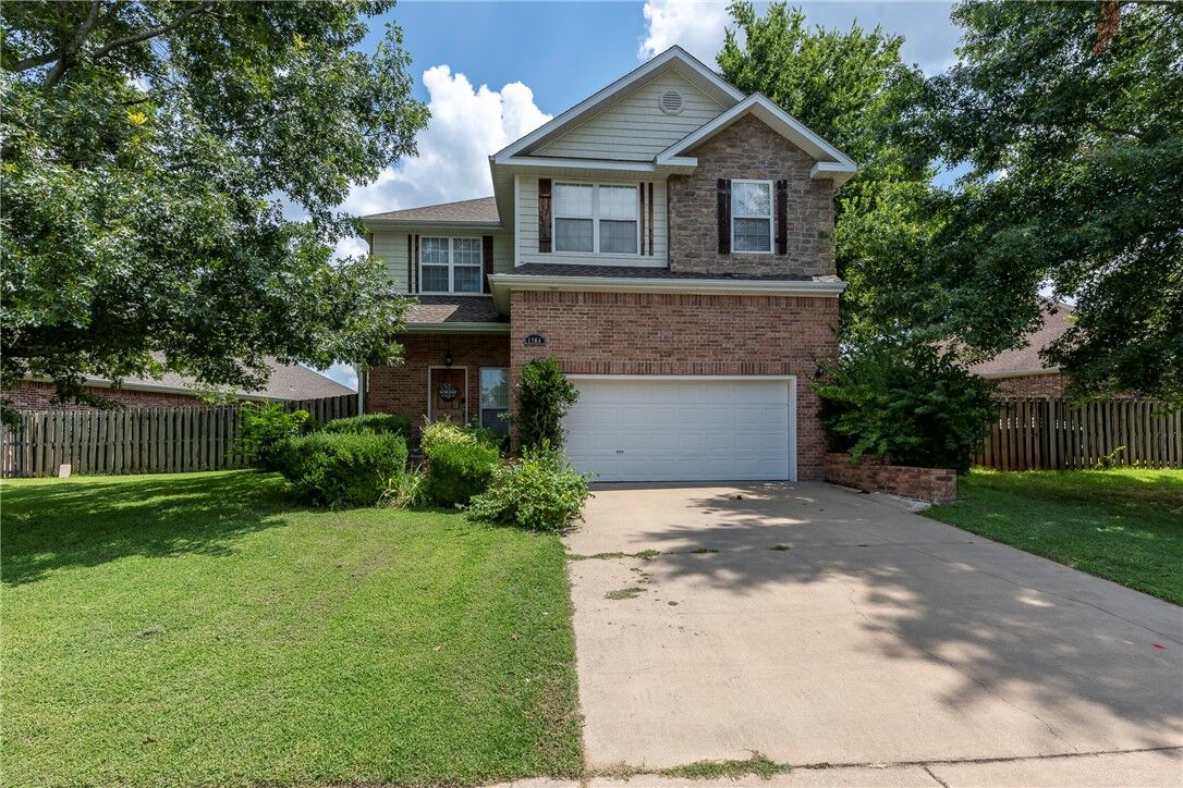 Property Photo: 1964 Batsford Drive AR 72704