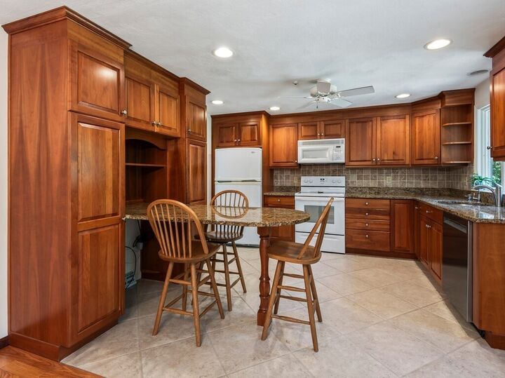 Property Photo:  3 McCarthy Cir  MA 01702 