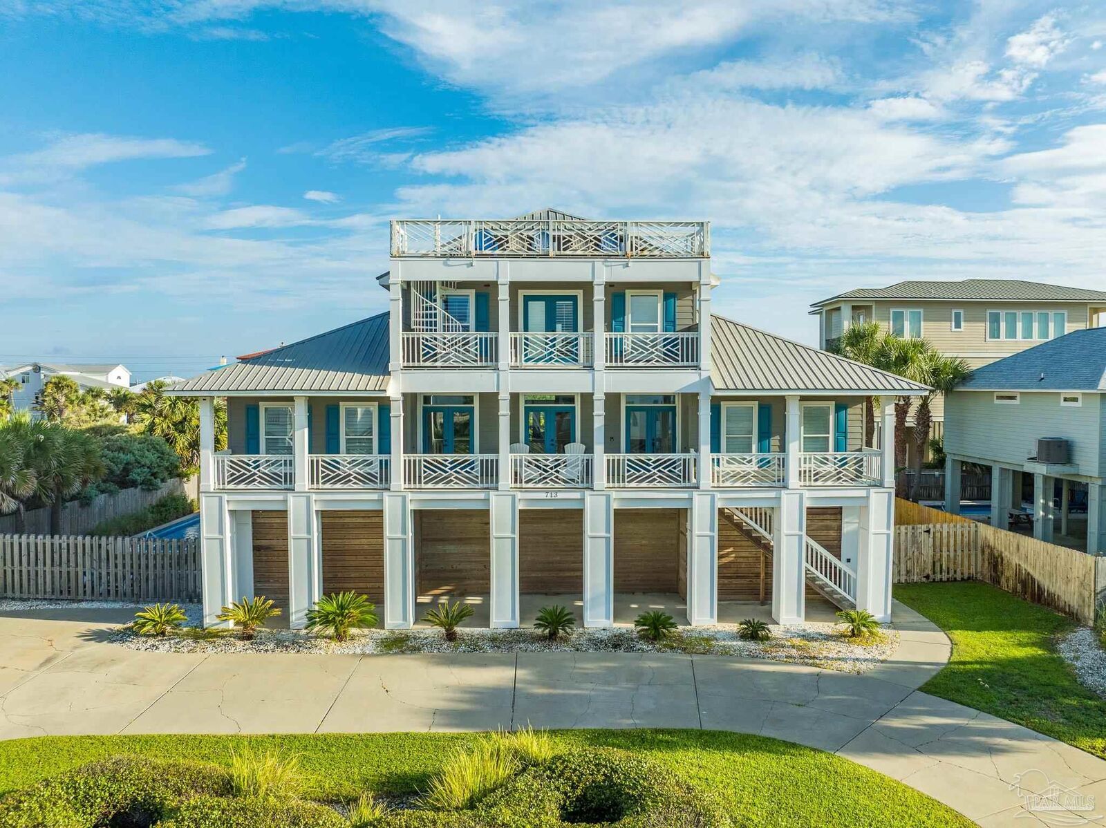 Property Photo:  713 Maldonado Dr  FL 32561 