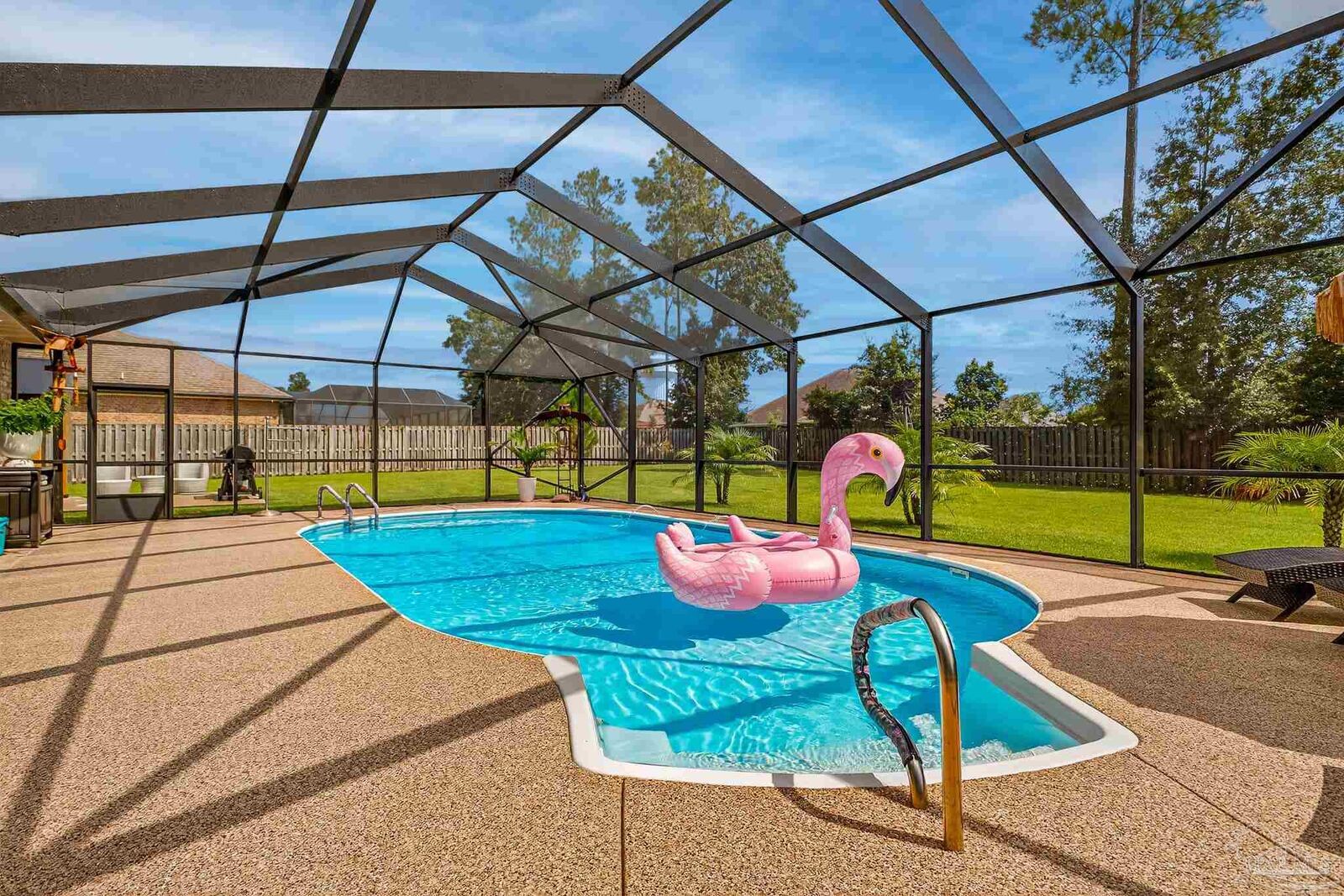 Property Photo: 2731 Elkhorn Dr FL 32571