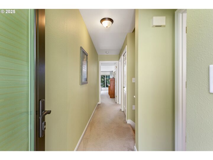 Property Photo:  4394 Thunder Vista Ln  OR 97035