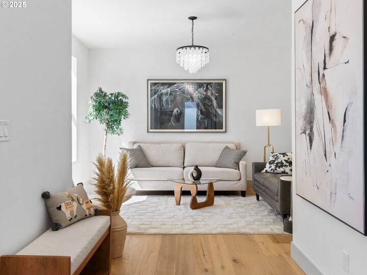 Property Photo: 2081 SE Harold St 1 OR 97202