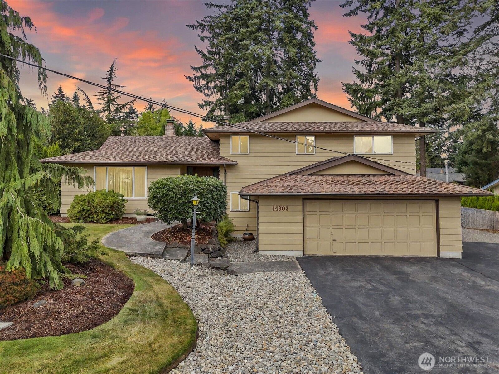 Property Photo:  14902  25th Avenue Ct E  WA 98445 