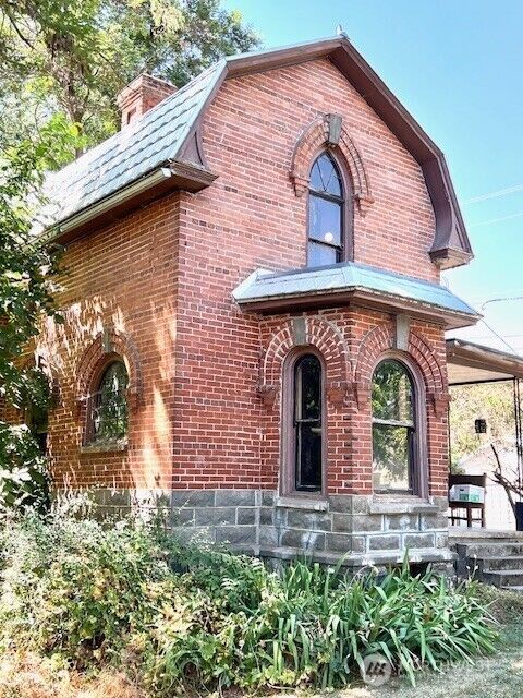 Property Photo:  507 N 3rd Street  WA 99328 