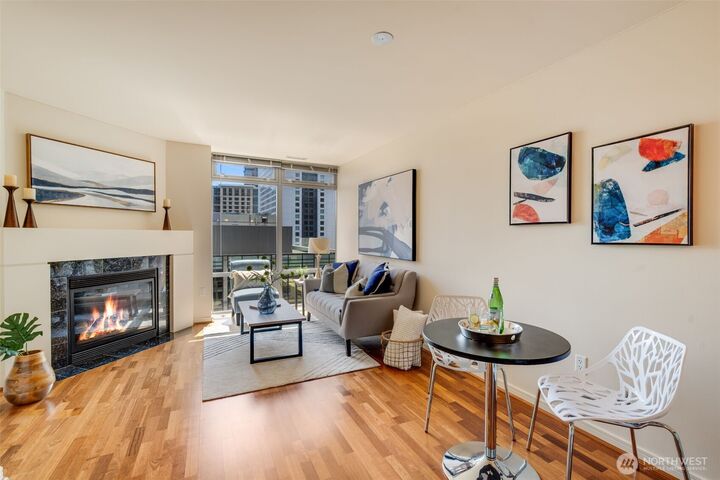 Property Photo:  819  Virginia Street 2505  WA 98101 