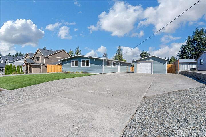 7203  126th Street E  Puyallup WA 98373 photo