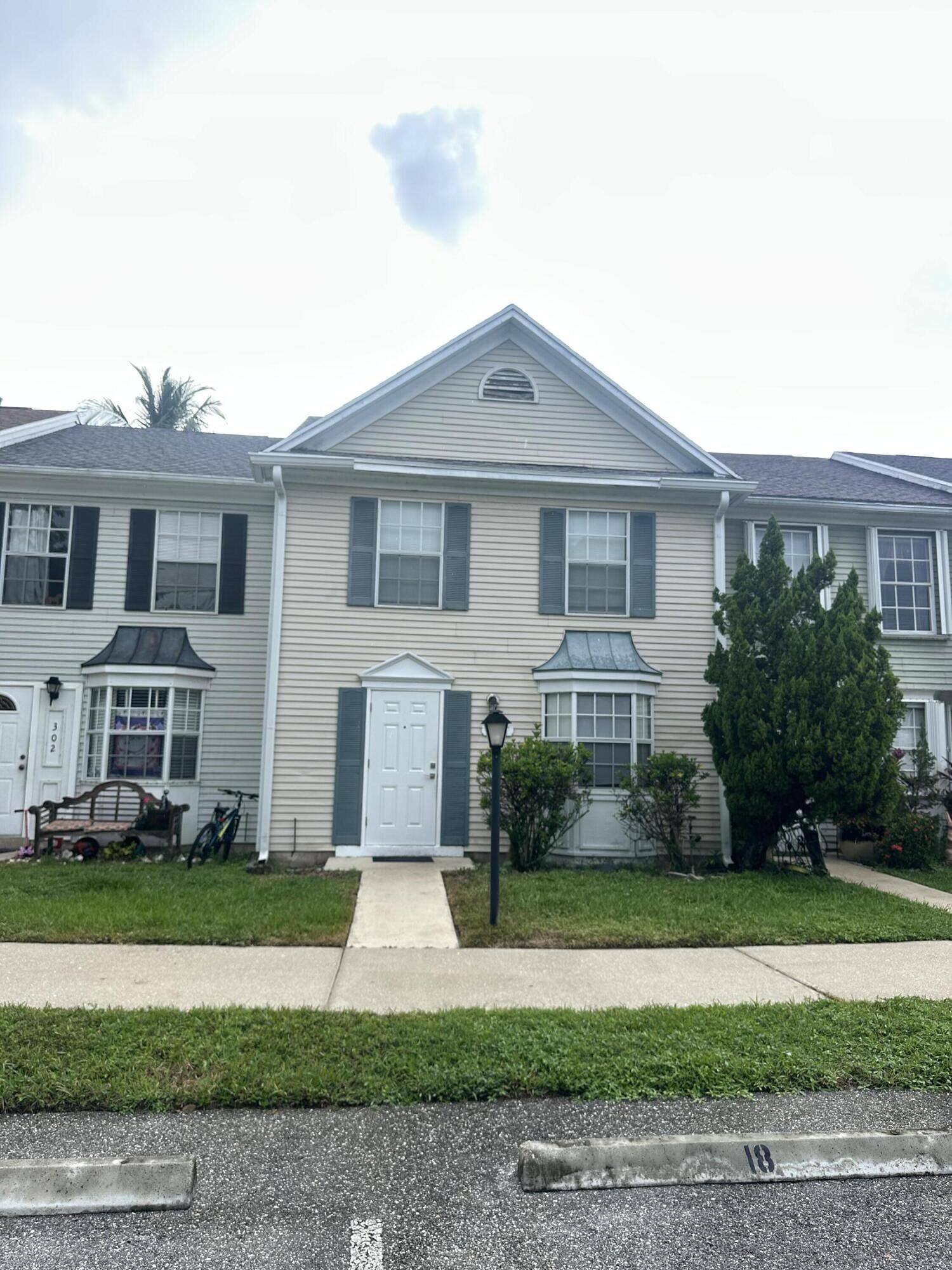 Property Photo: 304 Georgian Park Drive FL 33458
