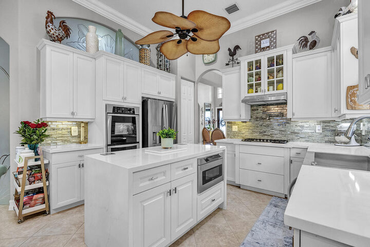 Property Photo: 8604 Cobblestone Point Circle FL 33472