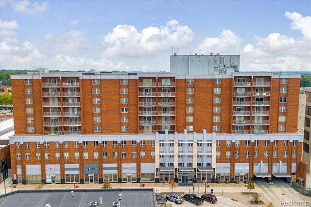 411 Old Woodward S Avenue 527  Birmingham MI 48009 photo
