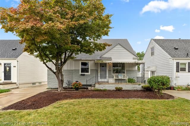 Property Photo: 17786 Brinson Street MI 48193