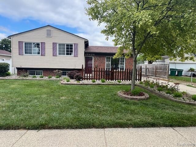 28426 Halecreek Street  Romulus MI 48174 photo