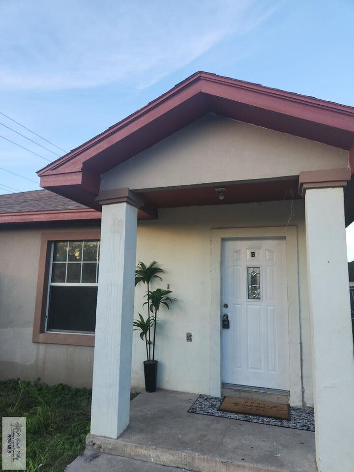 Property Photo: 1803 Turqueza Dr. B TX 78521