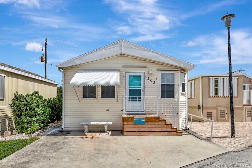 Property Photo:  10725 S Ocean Drive 503  FL 34957 