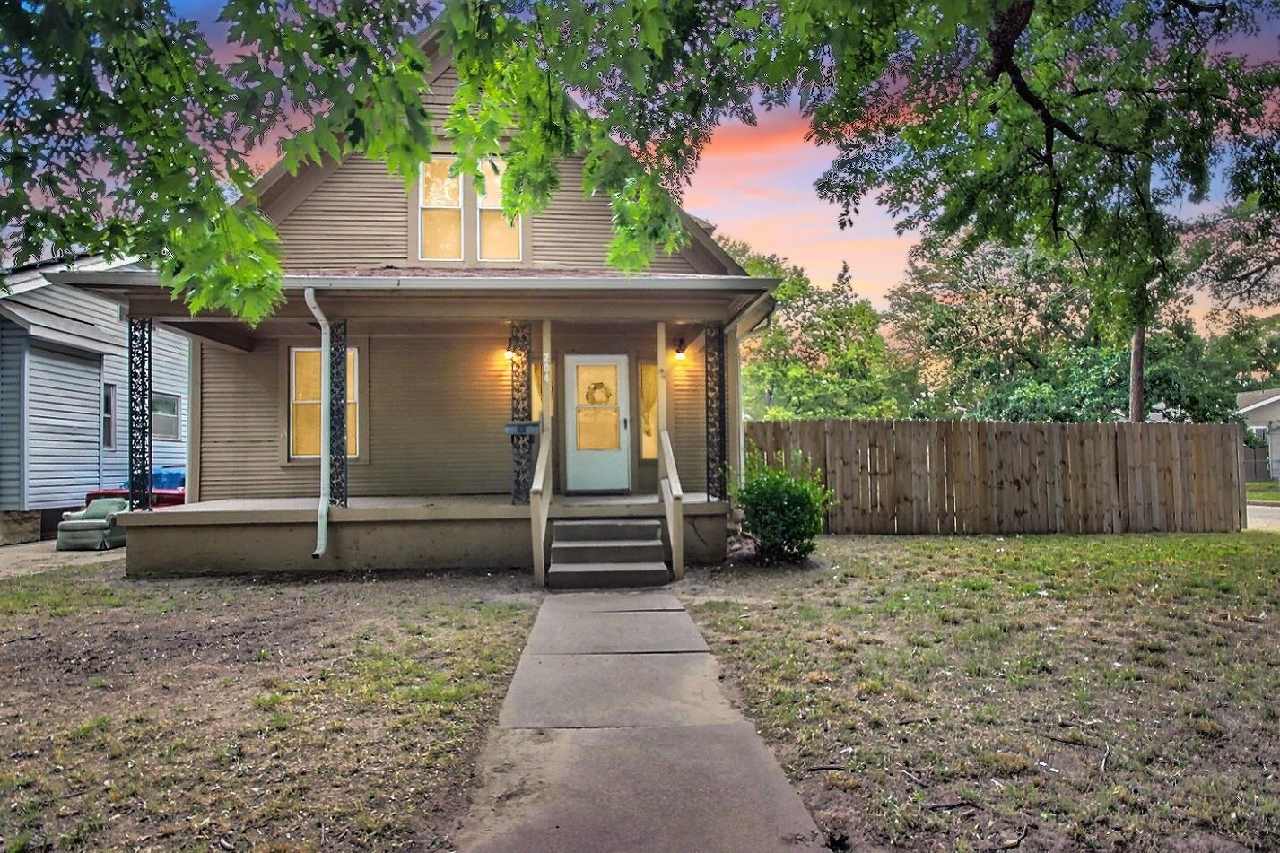 Property Photo: 204 N Martinson KS 67203