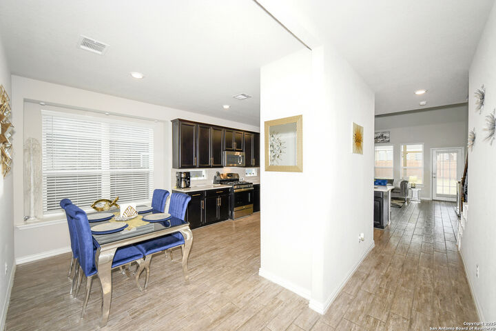 Property Photo: 8611 Pinto Canyon TX 78254
