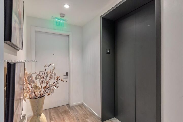 Property Photo: 801 S Miami Ave 1708 FL 33130