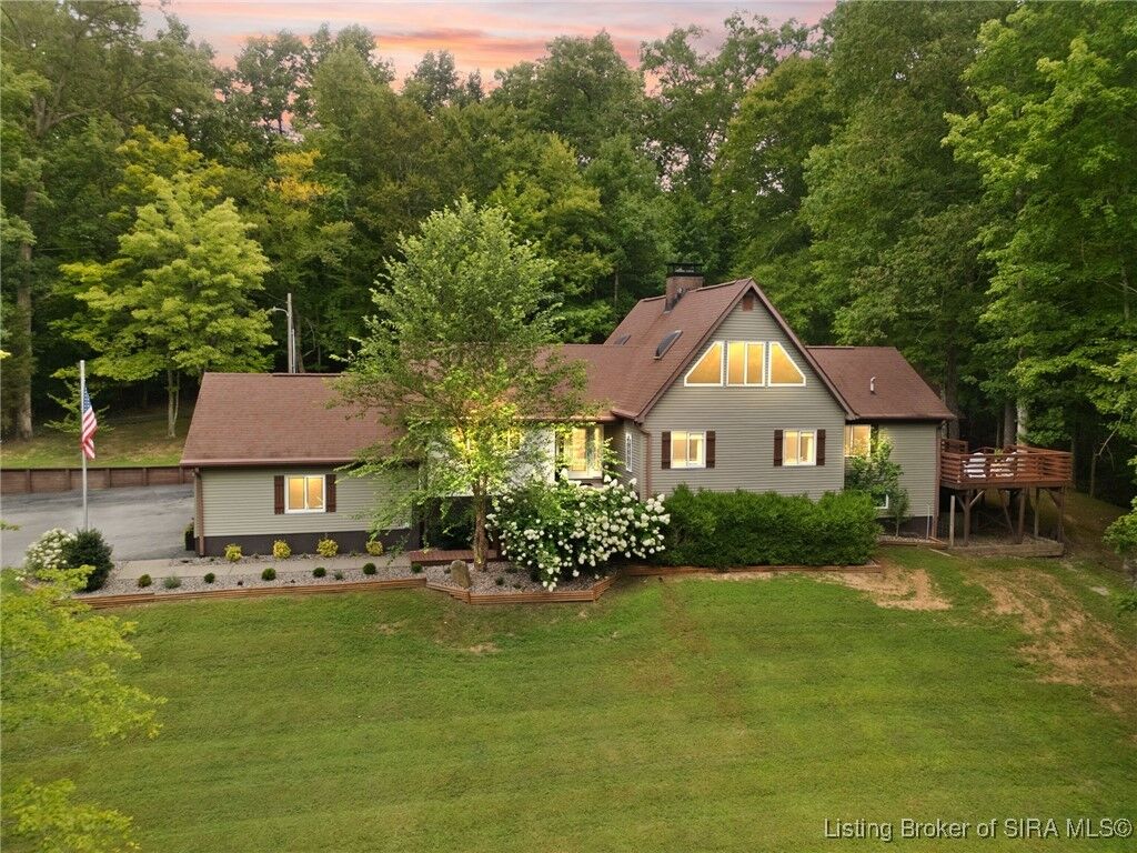 Property Photo: 6208 Scottsville Road IN 47119