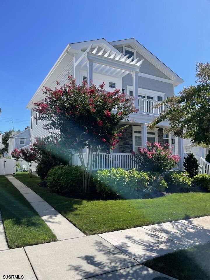 Property Photo: 121 N Rumson Ave NJ 08402-1343
