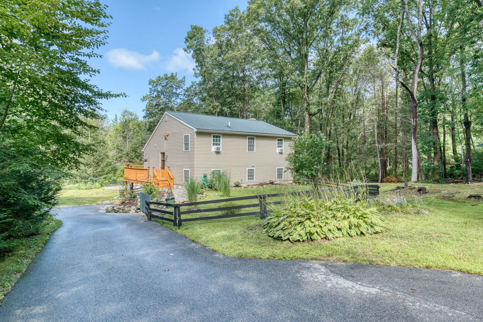 Property Photo: 1 Woodridge Drive CT 06063