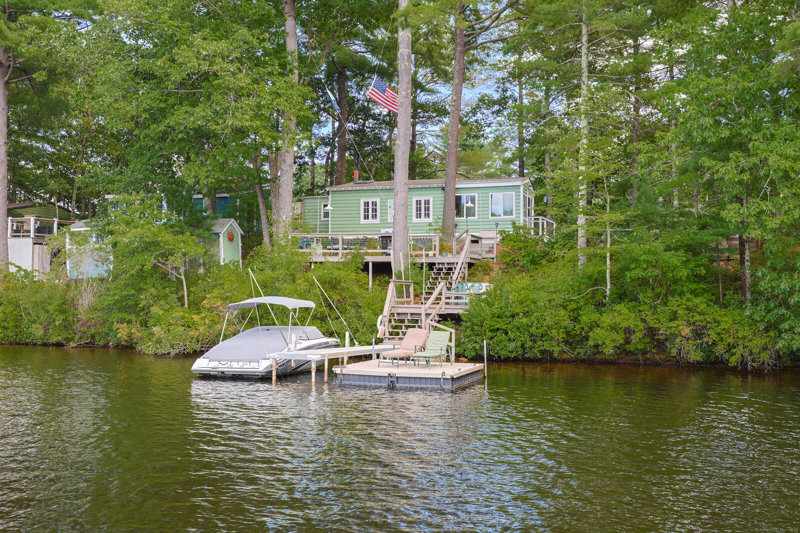 Property Photo: 17 Green Island CT 06277