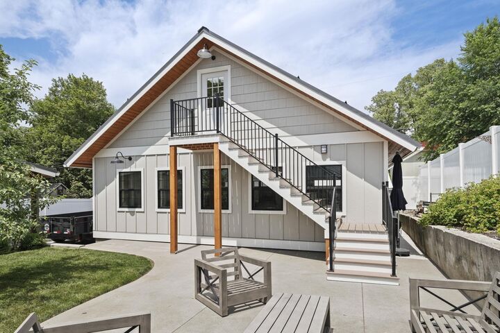 Property Photo:  1212 W 12th Ave  WA 99204 