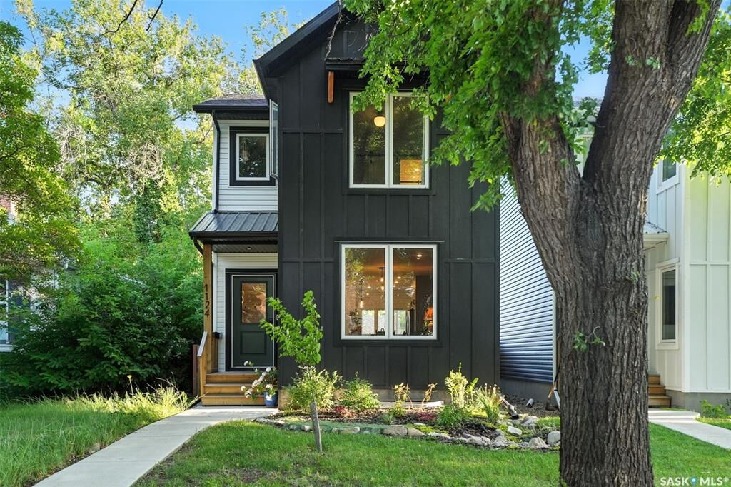 Photo de la propriété:  1124 9th Street E  SK S7H 0N4 