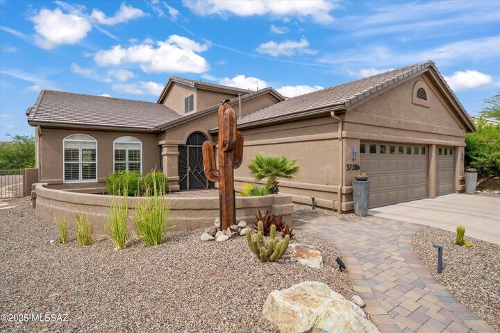 37286 S Copper Ridge Court  Tucson AZ 85739 photo