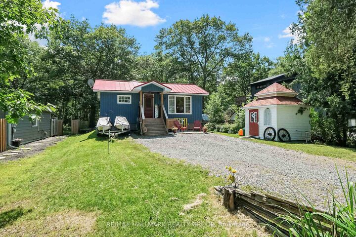 Property Photo: 715 Bayview Drive ON K0A 3M0