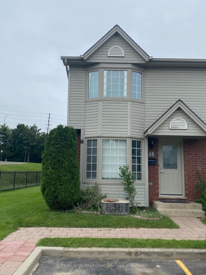 Photo de la propriété: 50 Chapman Court 53 ON N6G 5E1