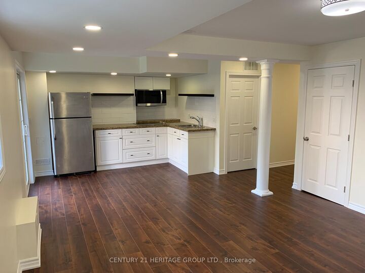 Photo de la propriété: 331 Spruce Grove Crescent ON L3X 2X2