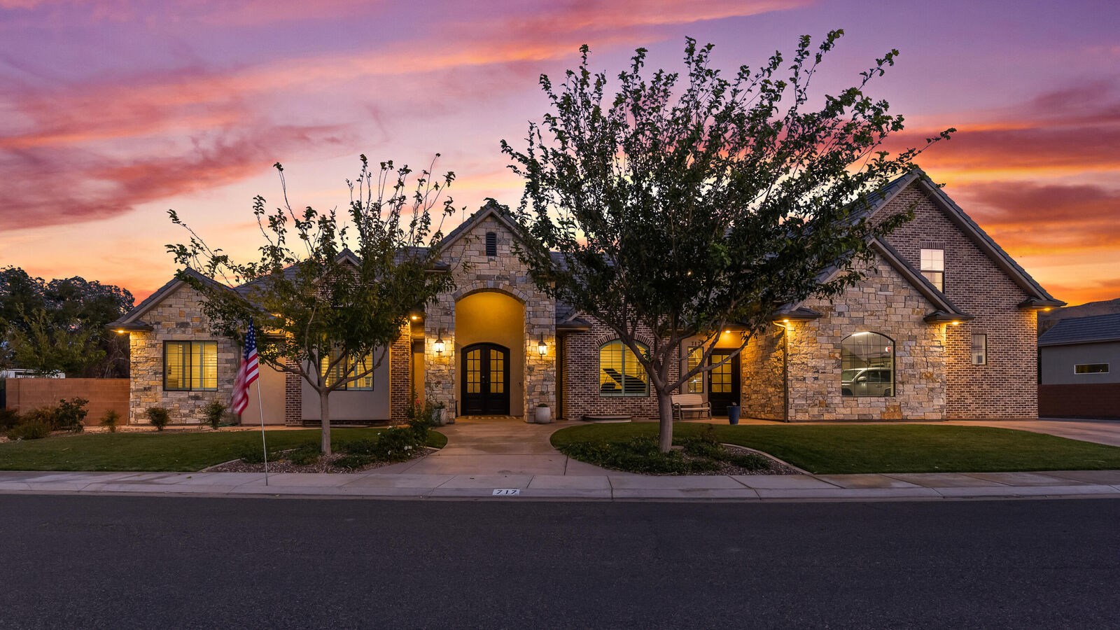 Property Photo: 717 S 775 W UT 84737