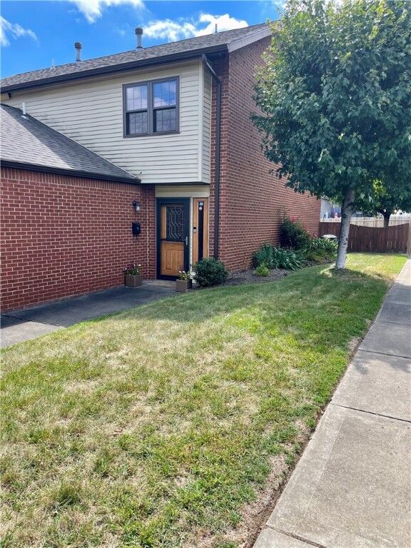 Property Photo: 400 Ridge Ave PA 15112