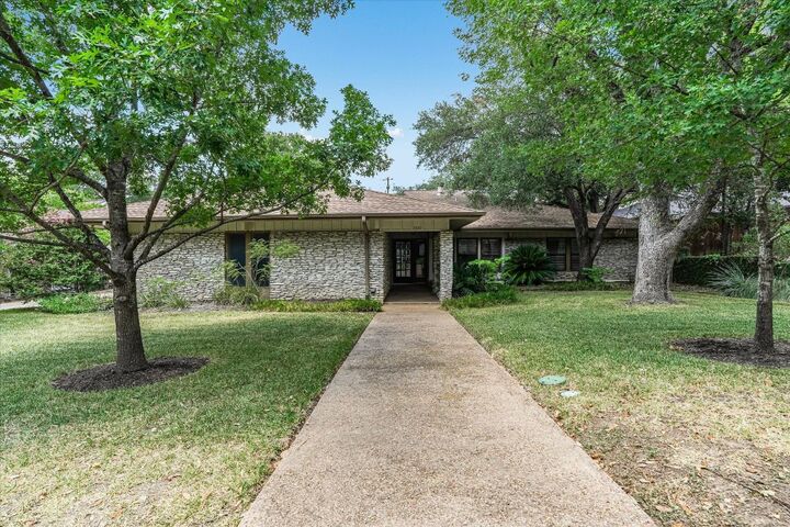 Property Photo: 3500 Taylors Drive TX 78703