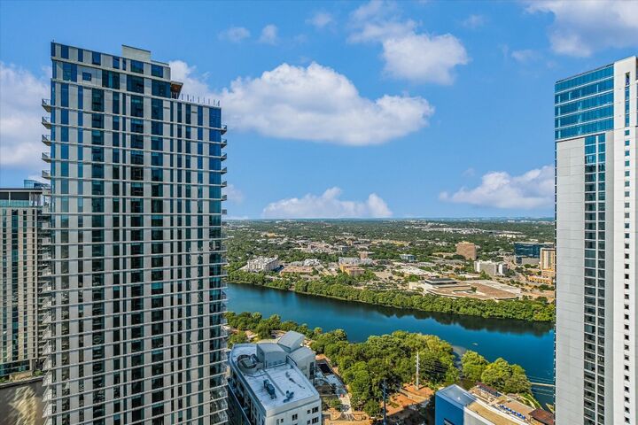 Property Photo:  610 Davis Street 3801  TX 78701 